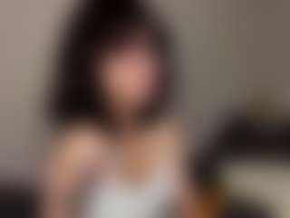 Live cam show with Thea - Belly on livesuperchat.net