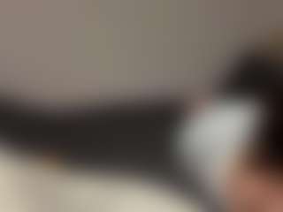 Thea's Live Sex Cam Show