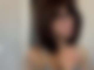 Live cam show with Thea - Moaning on camwithhim.com