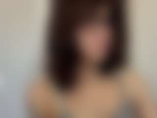 Live cam show with Thea - Shaved on camwithhim.com