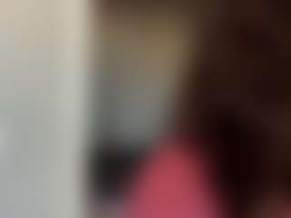 Live cam show with Thea - Shaved on dropp.cam