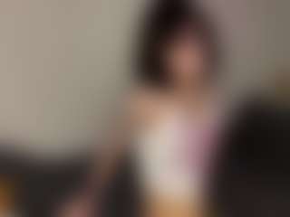 Thea's Live Sex Cam Show