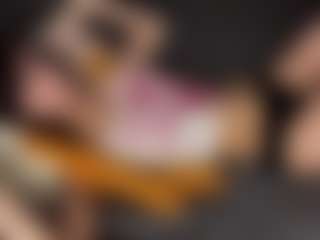 Live cam show with Thea - Belly on Fling VIP Chat