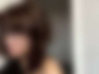 Live cam show with Thea - Mouth on Camsoda