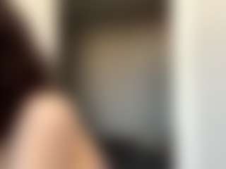 Live cam show with Thea - Mouth on Camsoda