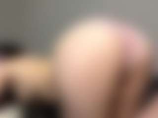 Live cam show with Thea - Shaved on CSO-WL