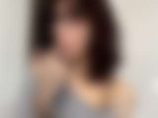 Live cam show with Thea - Moaning on madthumbs