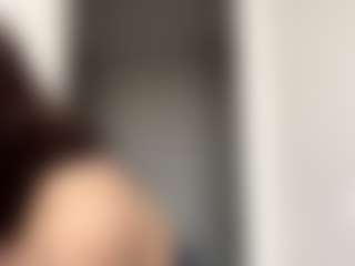 Thea's Live Sex Cam Show
