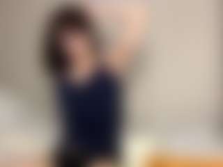 Live cam show with Thea - Shaved on Camsoda