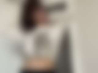 Live cam show with Thea - Toes on StripNow