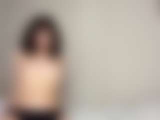 Live cam show with Thea - Belly on Instabang