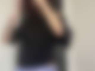 Thea's Live Sex Cam Show