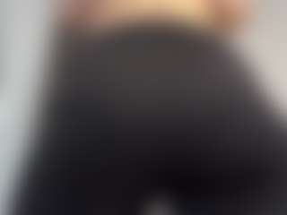 Live cam show with Thea - Schoolgirl on liverealitysex.com