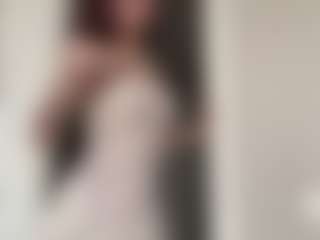 Live cam show with Thea - Shaved on Gym Cam Girls