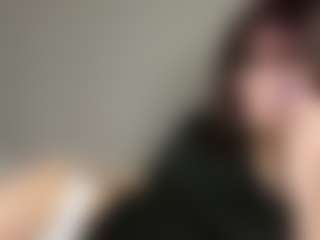 Live cam show with Thea - Gamer on camgirlchat.live