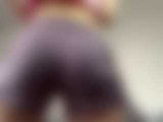 Live cam show with Thea - Glasses on Camsoda