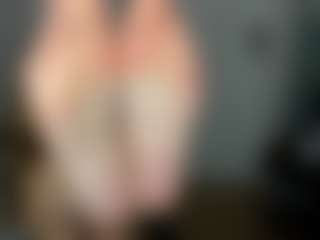 Live cam show with delightCoralie - Sph on Camiplay Live