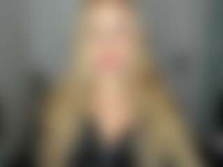 Live cam show with delightCoralie - Cuckold on eurowanks.com