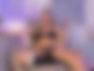 Live cam show with BlondeHotMilf Liana - Tiny Tits on Soda Cam