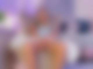 Live cam show with BlondeHotMilf Liana - Green Eyes on MyBangCams