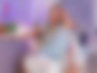Live cam show with BlondeHotMilf Liana - Green Eyes on friskycurves.com