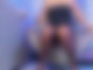BlondeHotMilf Liana's Live Sex Cam Show