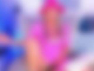 Live cam show with BlondeHotMilf Liiana - Normal on Mixed Magazine Live