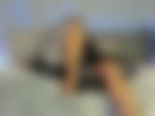 BlondeHotMilf Liiana's Live Sex Cam Show