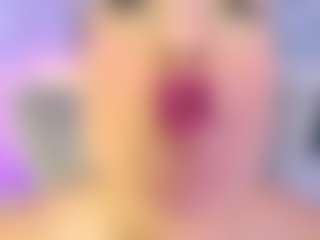 BlondeHotMilf Liiana's Live Sex Cam Show