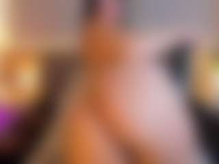 Megan Charles's Live Sex Cam Show
