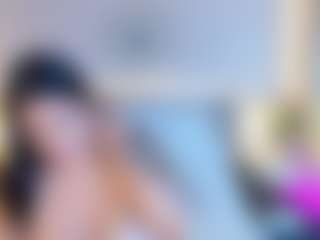Live cam show with Megan Charles - Wet on Camsoda