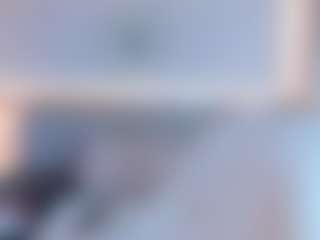 Live cam show with Megan Charles - Average on SinfulBabes