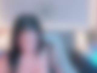 Live cam show with Megan Charles - Average on CamClone
