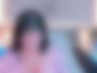 Live cam show with Megan Charles - Facial on Dolls Live