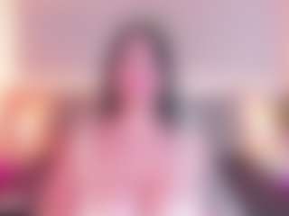 Live cam show with Megan Charles - Average on Camsoda
