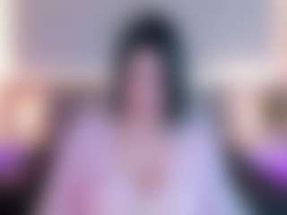 Live cam show with Megan Charles - BBW Teen (18+) on Camsoda