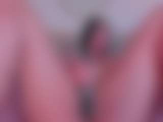Live cam show with Megan Charles - Skinny on Camsoda