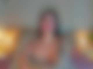Show en direct avec Megan Charles - Big Tits sur Camsoda