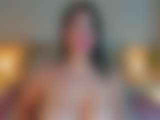 Show de câmera ao vivo com Megan Charles - Red Hair Teen (18+) no Camsoda