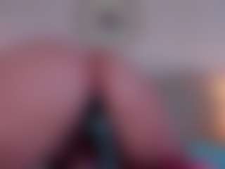 Megan Charles's Live Sex Cam Show
