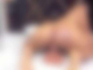 sara-tompsonn's Live Sex Cam Show