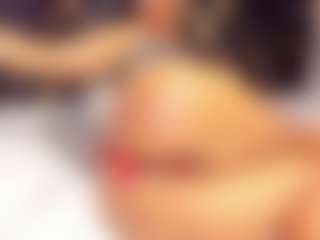 sara-tompsonn's Live Sex Cam Show
