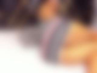 sara-tompsonn's Live Sex Cam Show