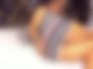 sara-tompsonn's Live Sex Cam Show