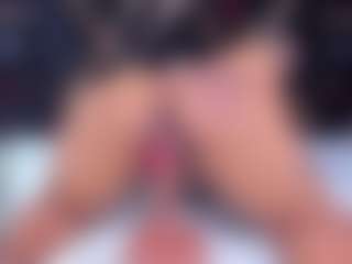 sara-tompsonn's Live Sex Cam Show