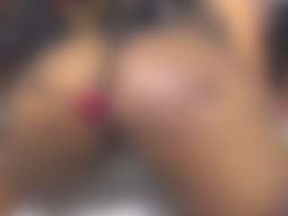 sara-tompsonn's Live Sex Cam Show