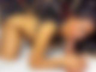 sara-tompsonn's Live Sex Cam Show