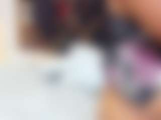 Live cam show with sara-tompsonn - Dirty Talk on Camsoda
