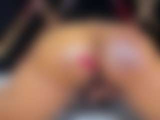 sara-tompsonn's Live Sex Cam Show