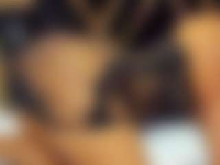 Live cam show with sara-tompsonn - Public on Camming Site